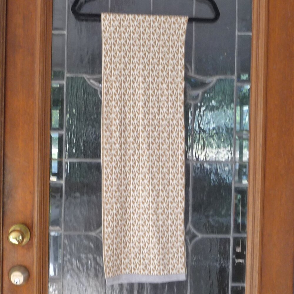 MICHAEL MICHAEL KORS LOGO SCARF